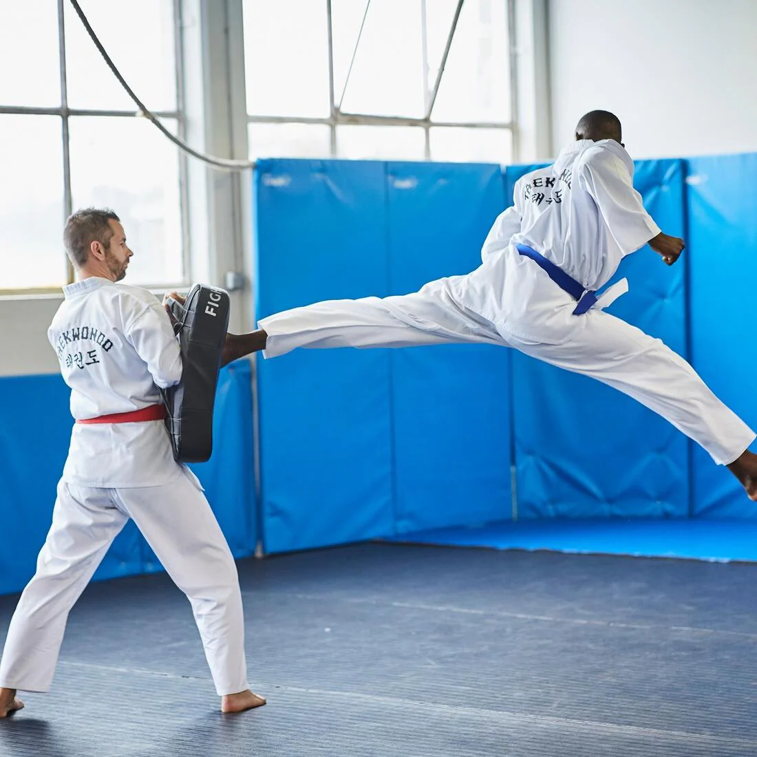 Dobok/Kimono Taekwondo 500 adulte - Image 15