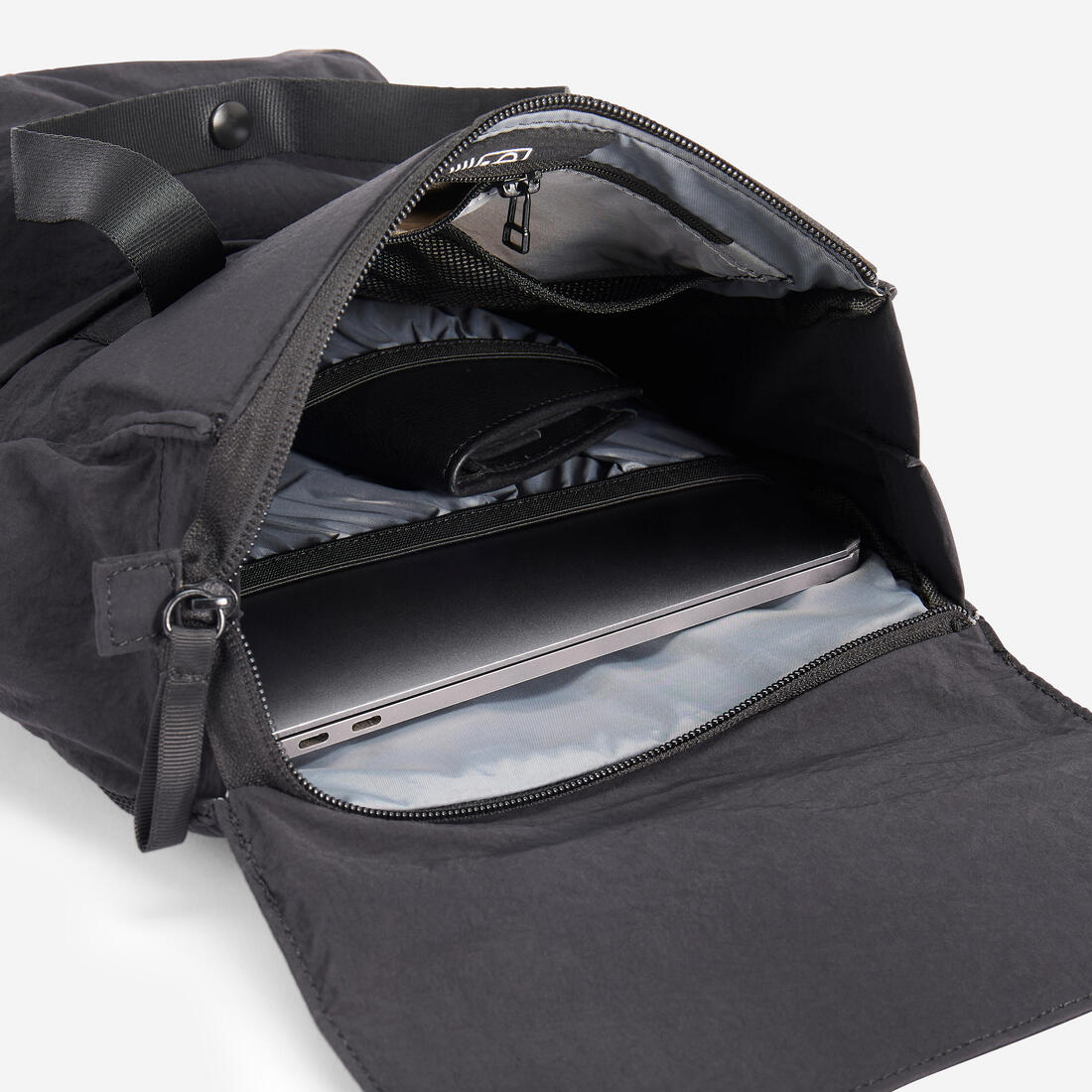 Petit sac à dos avec compartiment ordinateur 10L - Image 10